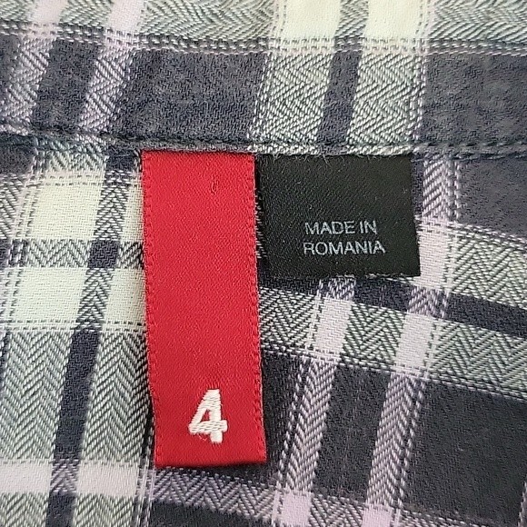 H&M DIVIDED Plaid Gray Pink Long Sleeve Button Up Shirt size 4 Pintuck Collared - Picture 14 of 16